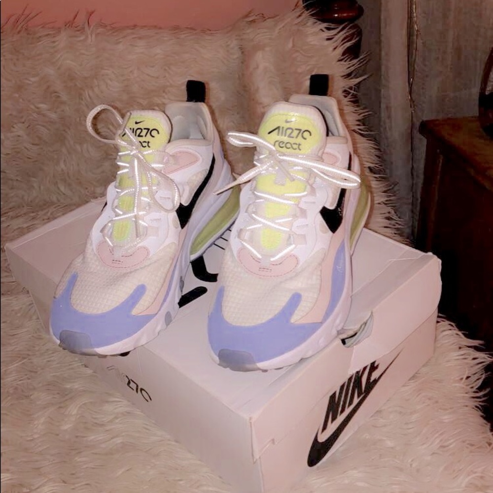 Nike Air Max 270